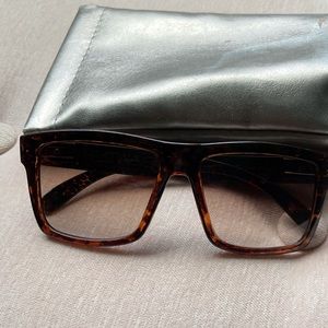Heatwave tortoises sunglasses